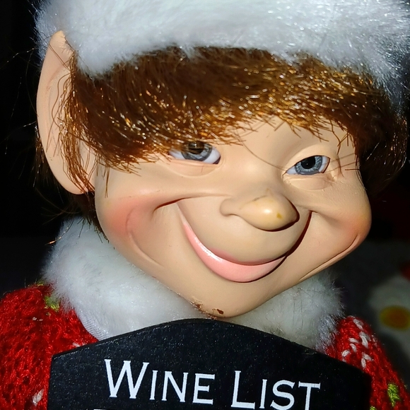 KAREN DIDION COLLECTION "WINE LIST ELF" WITH GRAPES (RETIRED) CHRISTMAS DECOR - Picture 2 of 11
